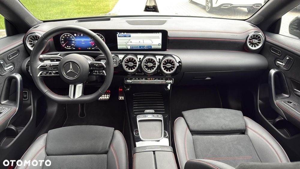 Mercedes-Benz CLA - 15