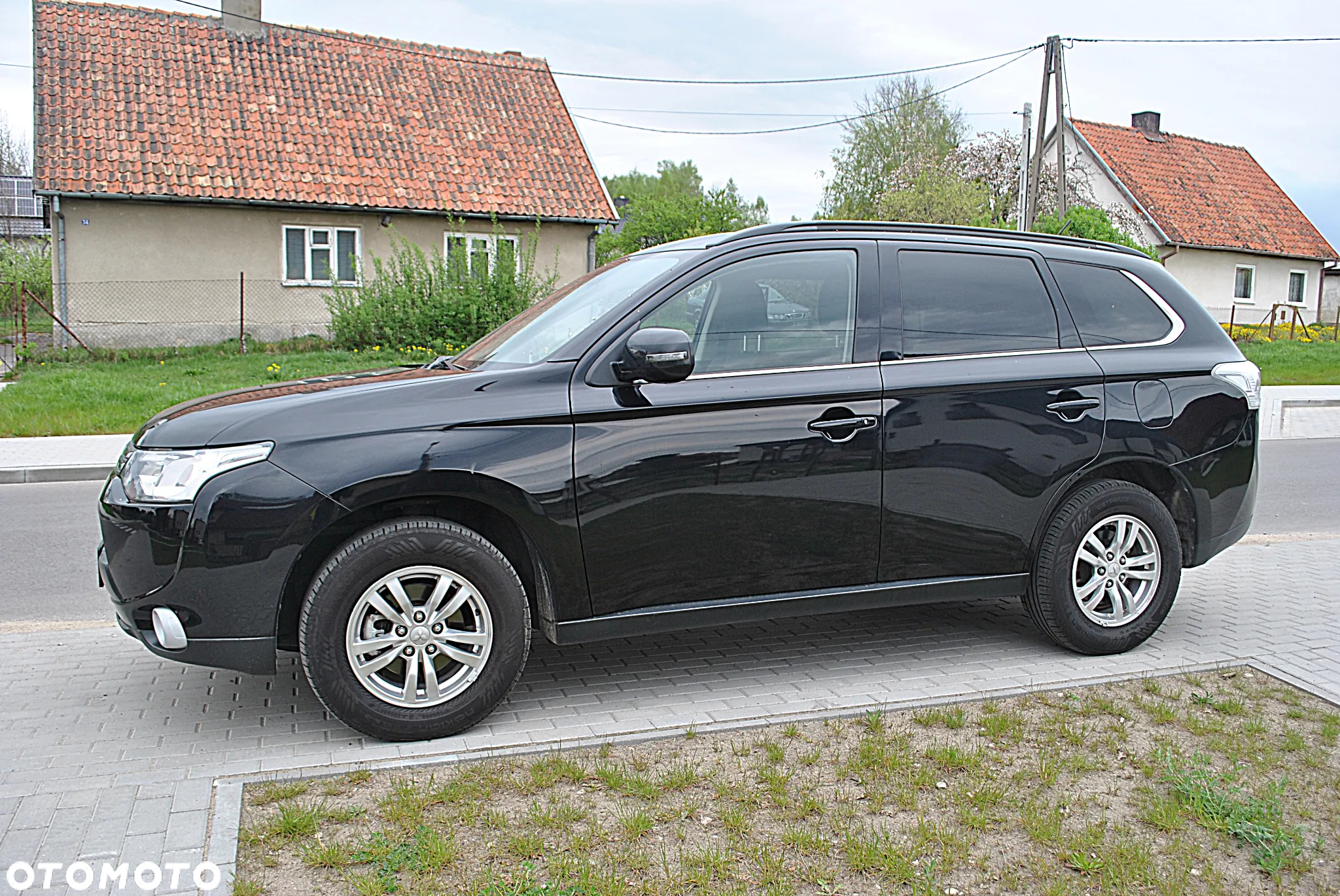 Mitsubishi Outlander 2.2 DID Intense + - 3