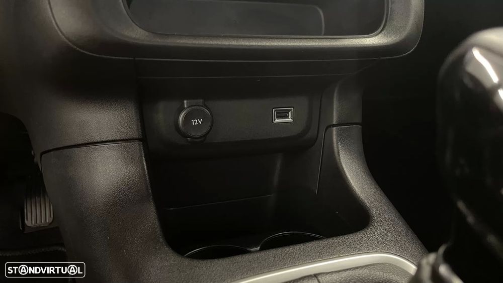 Citroën C3 1.2 PureTech Shine - 27