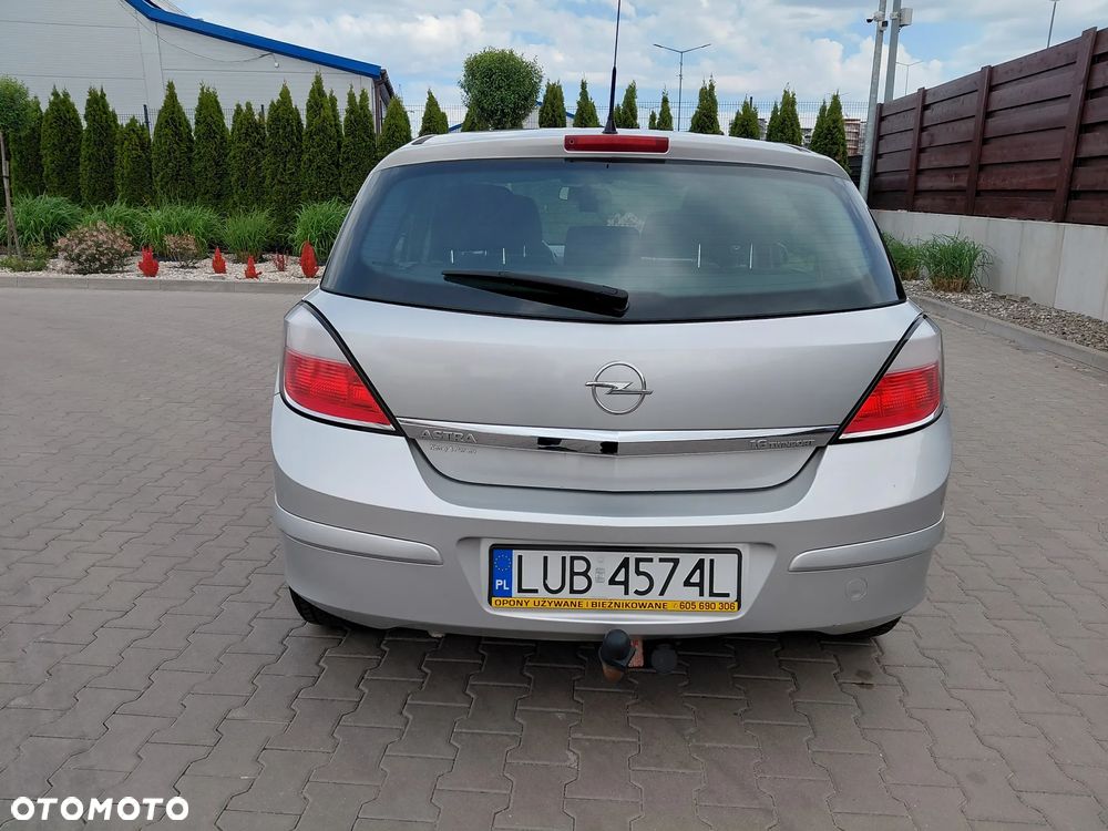 Opel Astra 1.6 Enjoy - 4
