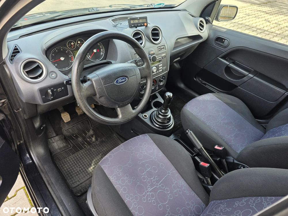 Ford Fiesta 1.25 Ambiente - 6