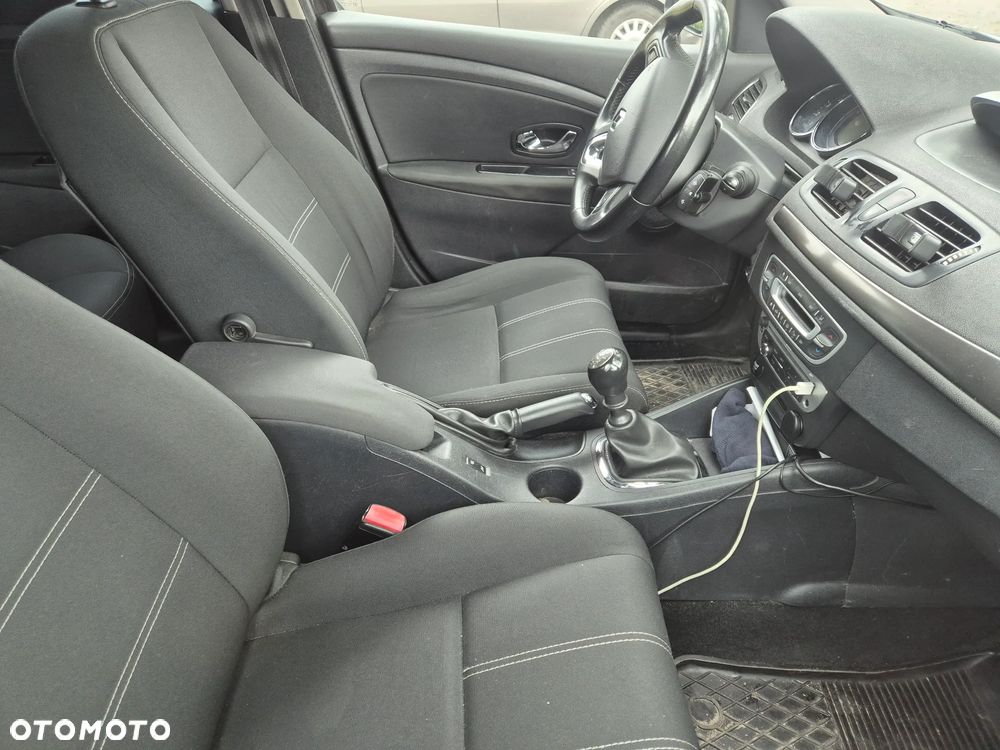 Renault Megane 1.5 dCi Expression - 7
