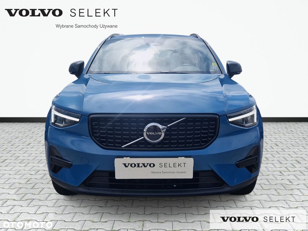 Volvo XC 40 - 3
