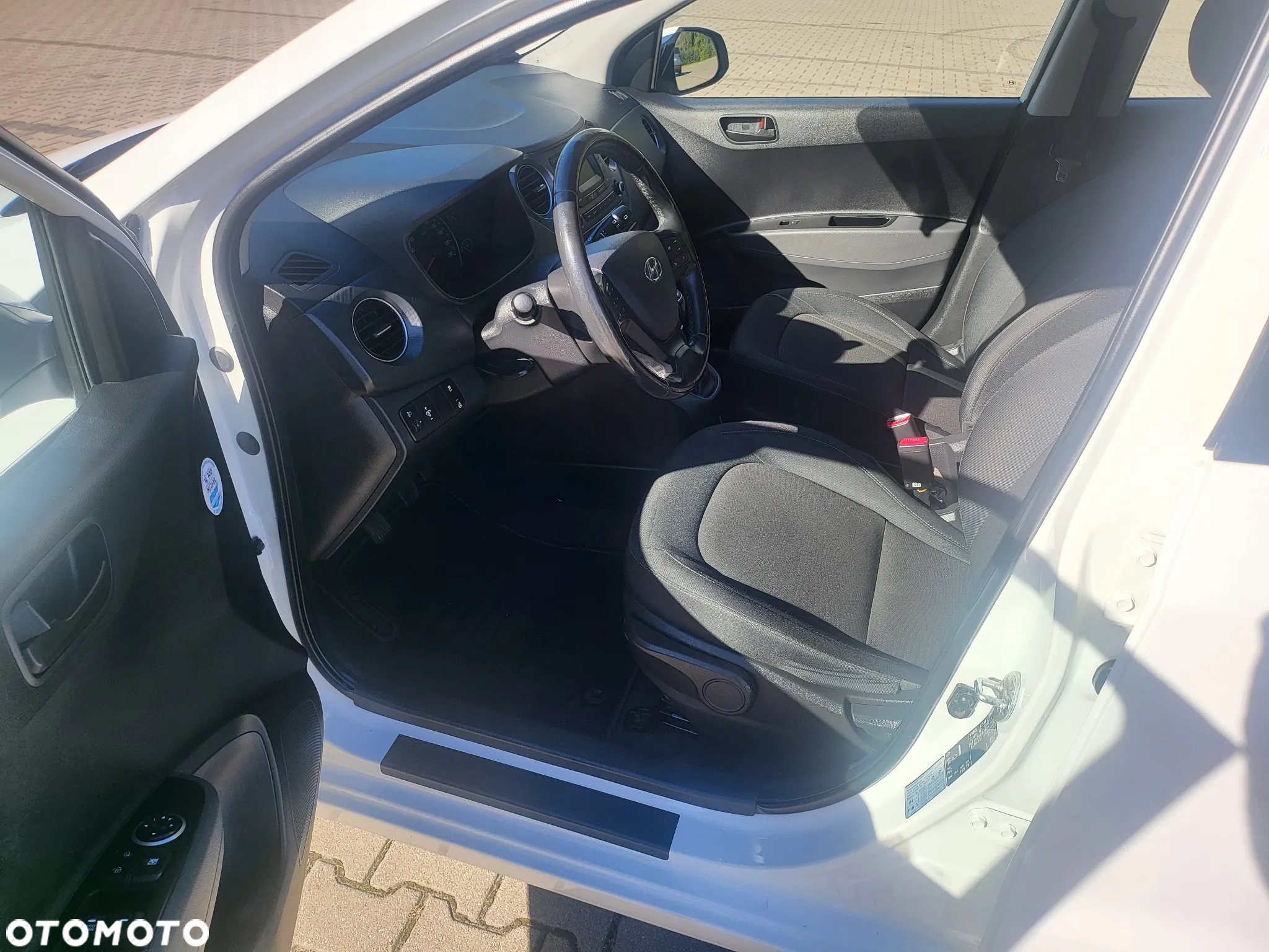 Hyundai i10 1.0 blue Style - 12