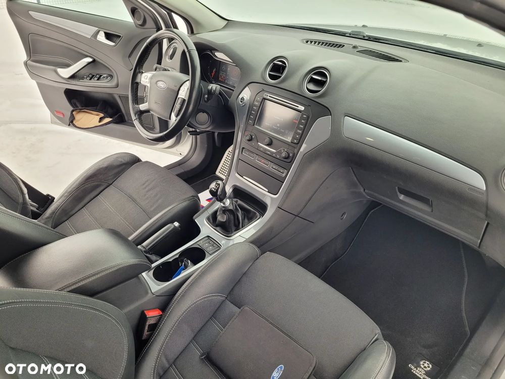 Ford Mondeo 2.0 TDCi Champions Edition - 22