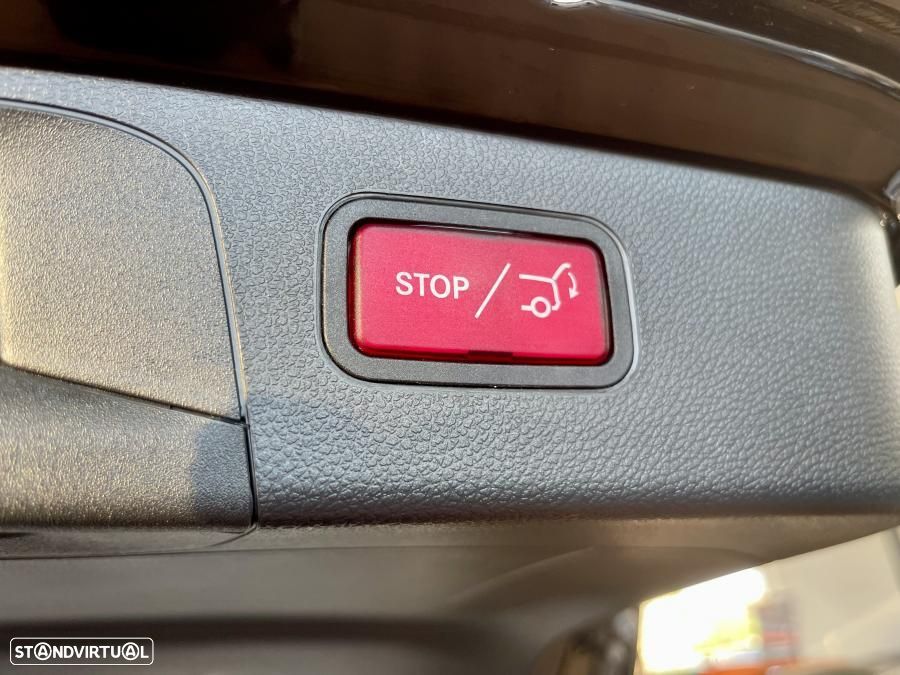 Mercedes-Benz GLC 300 de 4Matic 9G-TRONIC AMG Line - 37