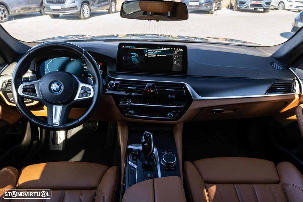 BMW 530 e Pack Desportivo M - 22