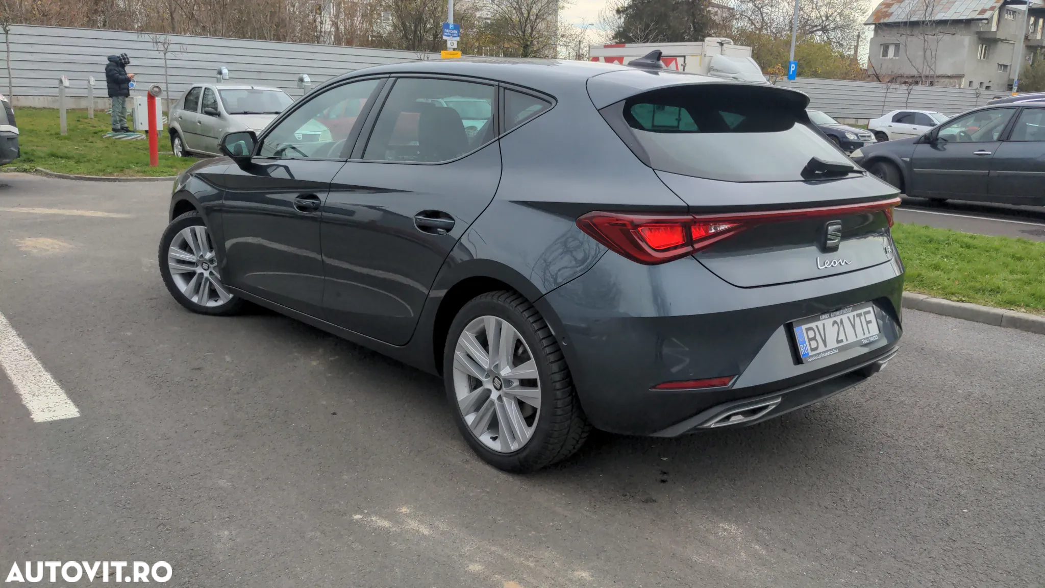 Seat Leon 1.5 eTSI ACT OPF DSG FR - 4