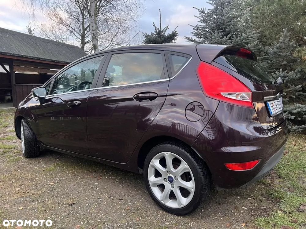 Ford Fiesta - 15