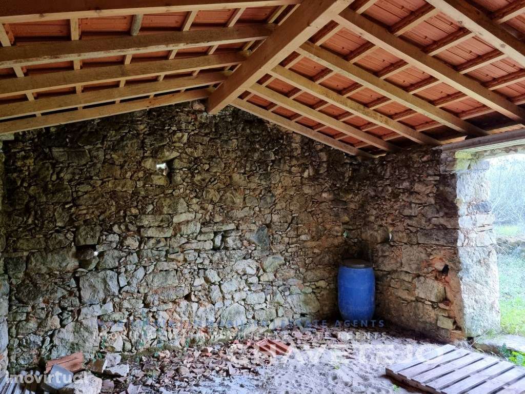 Terreno com construção rural e viabilidade de construção na pitores... - Grande imagem: 4/21