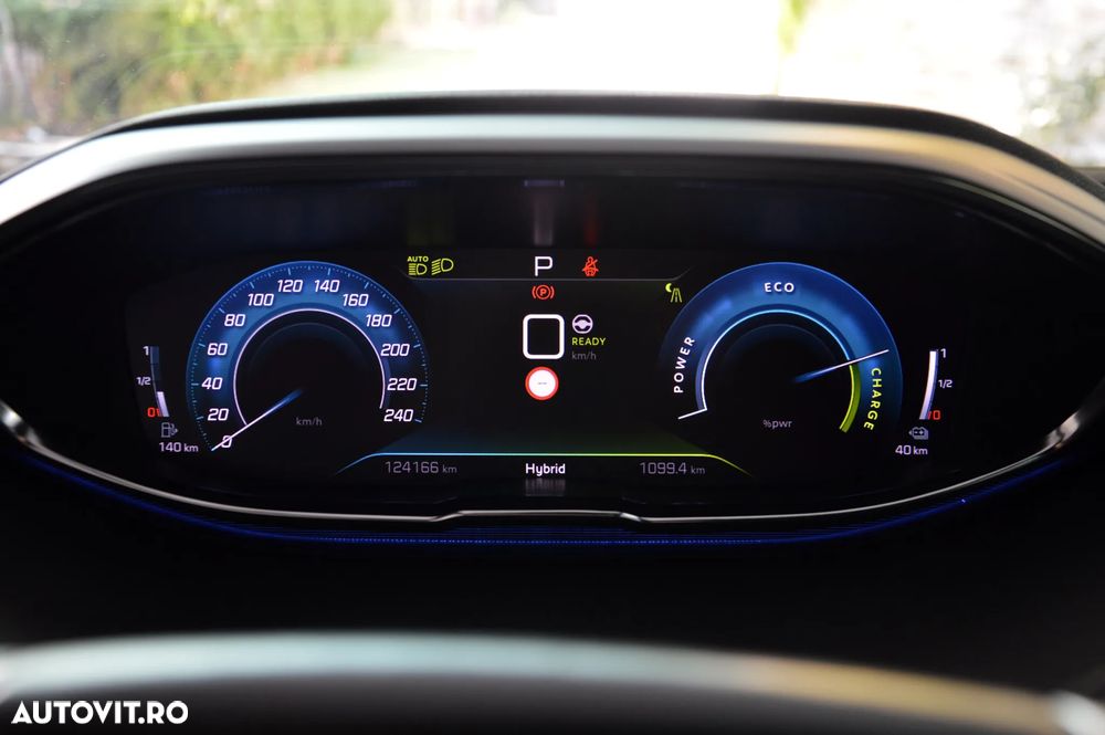 Peugeot 3008 Plug-In Hybrid 225 e-EAT8 GT - 7