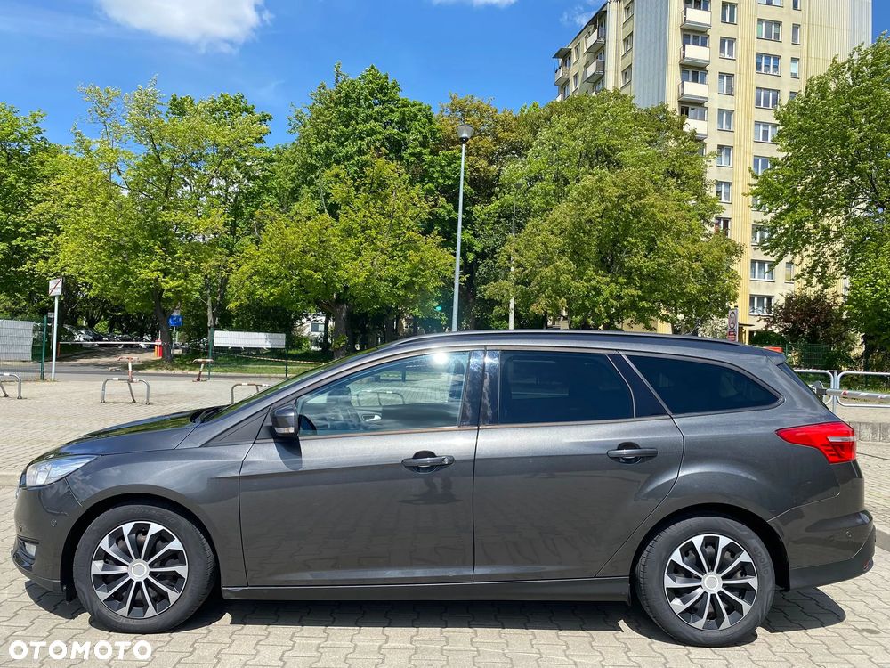 Ford Focus 1.5 TDCi Titanium ASS - 24