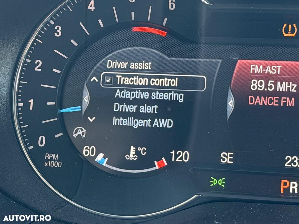 Ford Edge 2.0 TDCi Powershift Titanium - 29