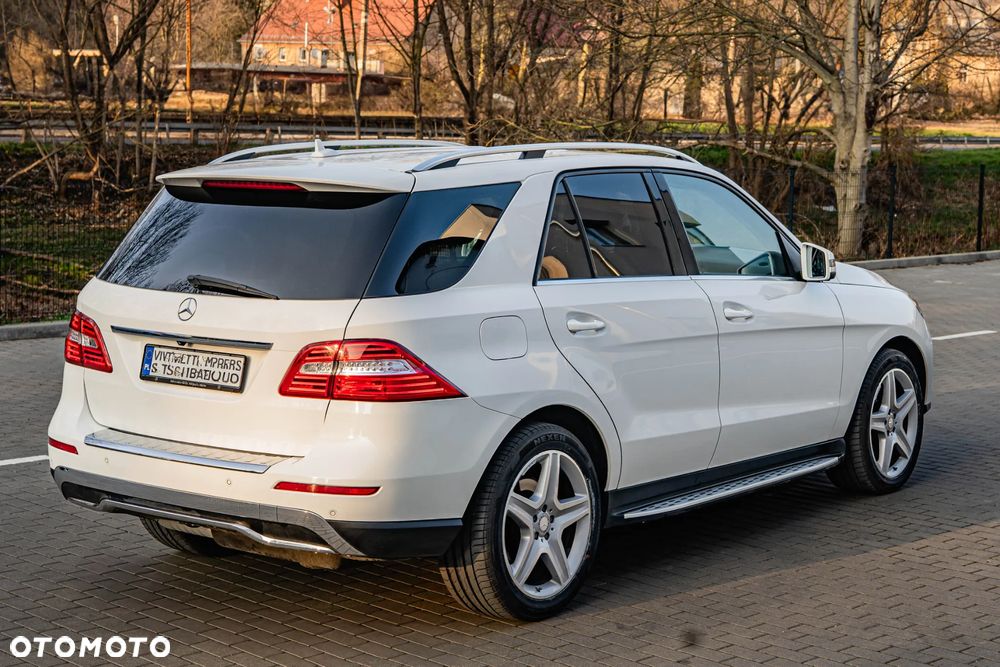 Mercedes-Benz ML 350 BlueTEC 4-Matic - 10