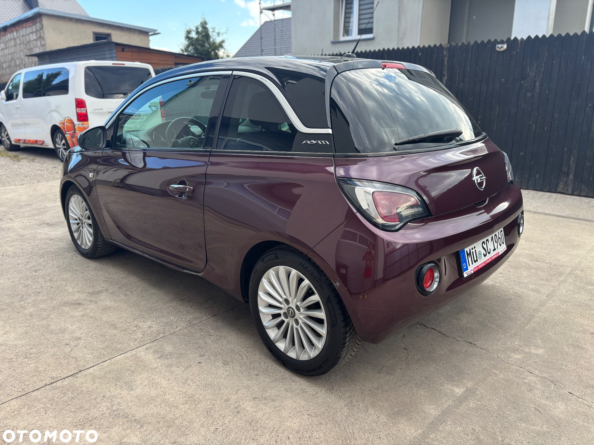 Opel Adam 1.4 EcoFLEX Start/Stop Germany's next Topmodel - 3