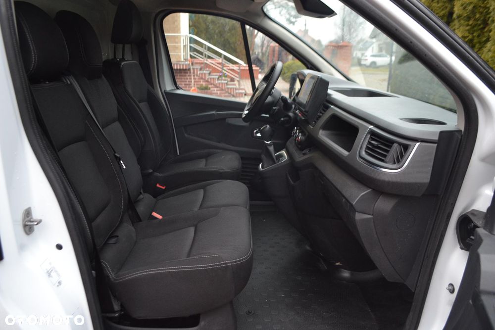 Renault Trafic - 12
