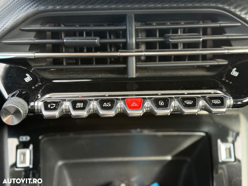 Peugeot 208 Elektromotor 156 Active - 15