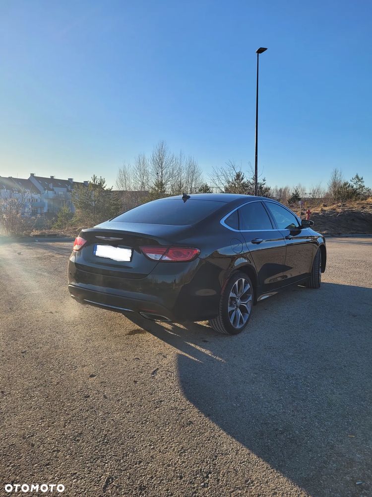 Chrysler 200 - 3