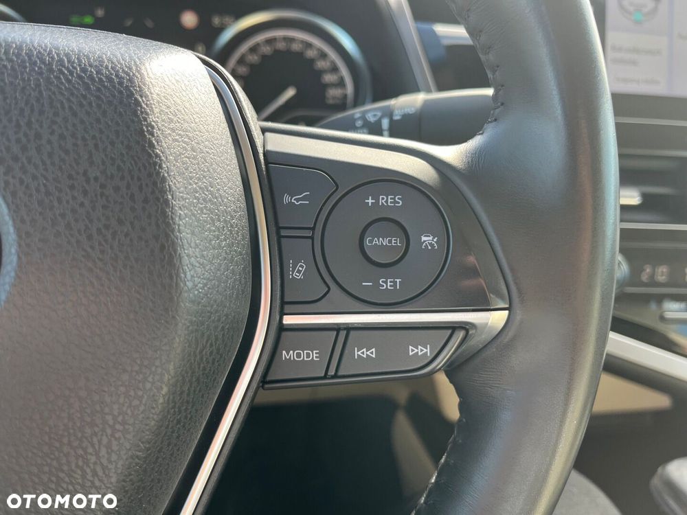 Toyota Camry 2.5 Hybrid Comfort CVT - 14