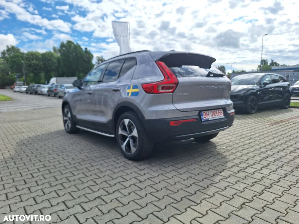 Volvo XC 40 B4 AT FWD MHEV Ultimate Dark - 15
