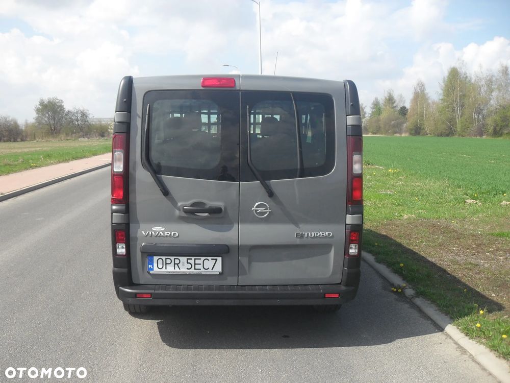 Opel Vivaro - 13