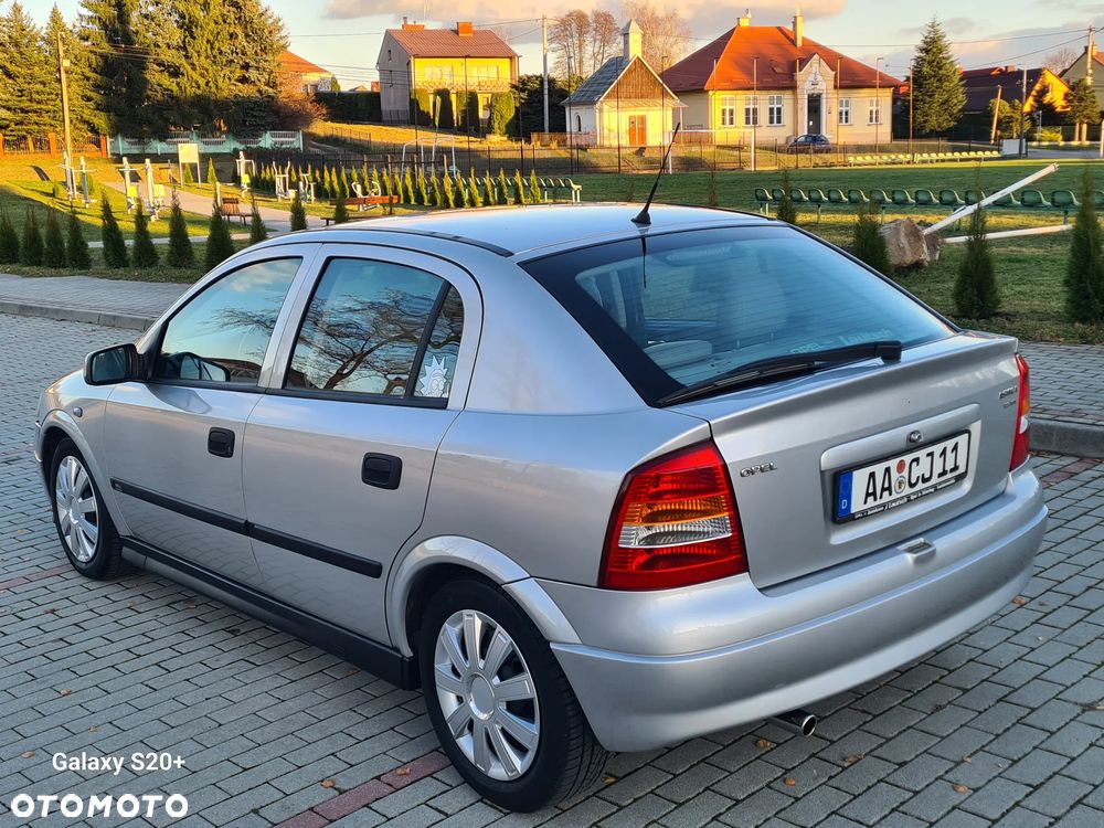 Opel Astra - 3