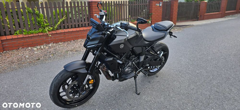 Yamaha MT - 22