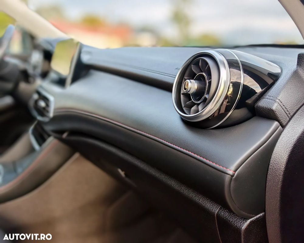 MG EHS 1.5T-GDI PHEV Luxury - 17