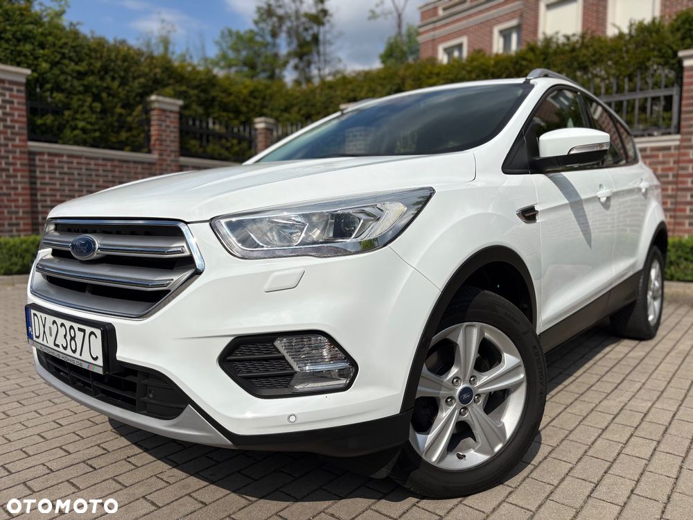 Ford Kuga 1.5 EcoBoost 2x4 Titanium - 2