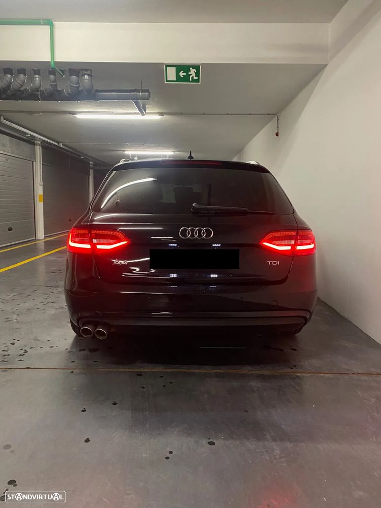 Audi A4 Avant 2.0 TDI - 5