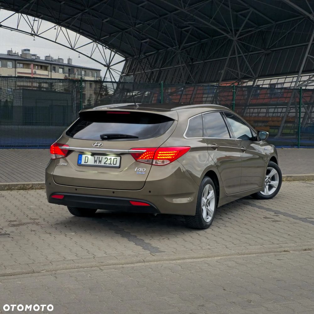 Hyundai i40 Kombi blue 1.6 Space - 10