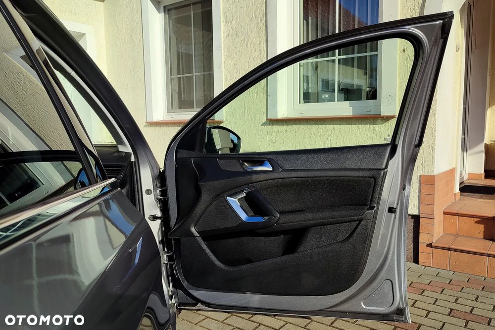 Peugeot 308 155 THP Allure - 22