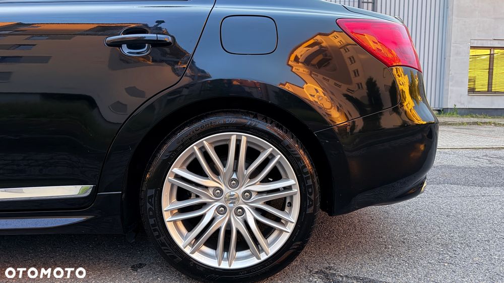 Suzuki Kizashi 2.4 4x4 CVT Sport - 23