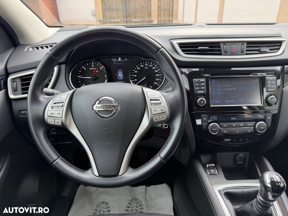 Nissan Qashqai 1.6 DCI Start/Stop Acenta - 28