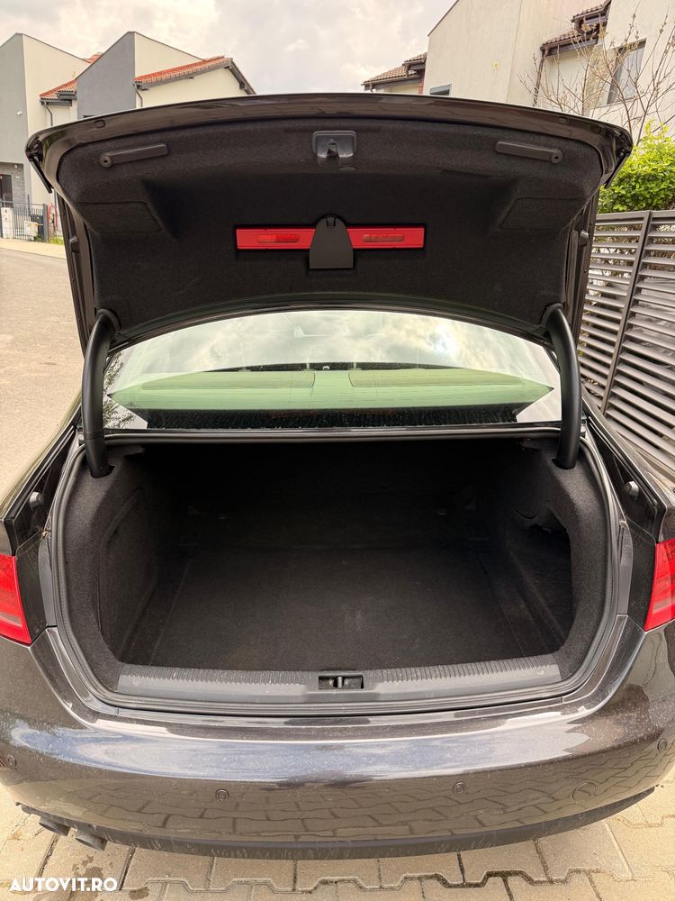 Audi A4 2.0 TDI - 9
