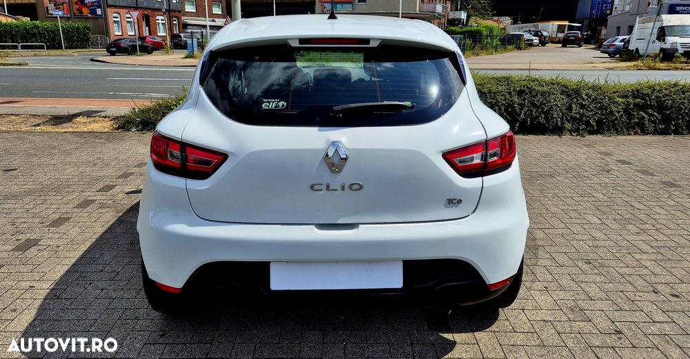 Renault Clio ENERGY TCe 90 Start & Stop Experience - 11