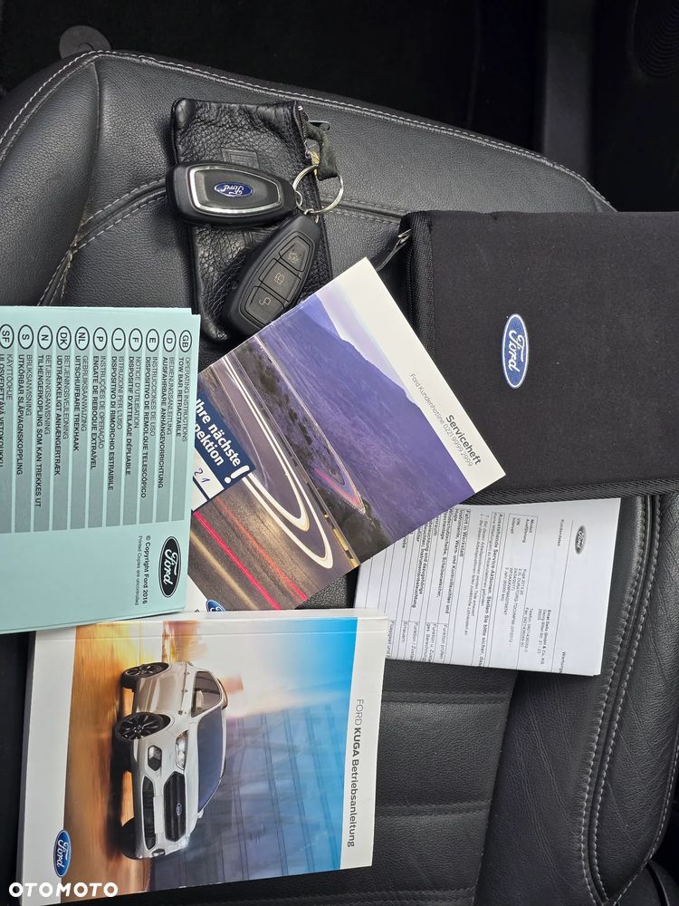 Ford Kuga 2.0 TDCi 4x4 Titanium - 28