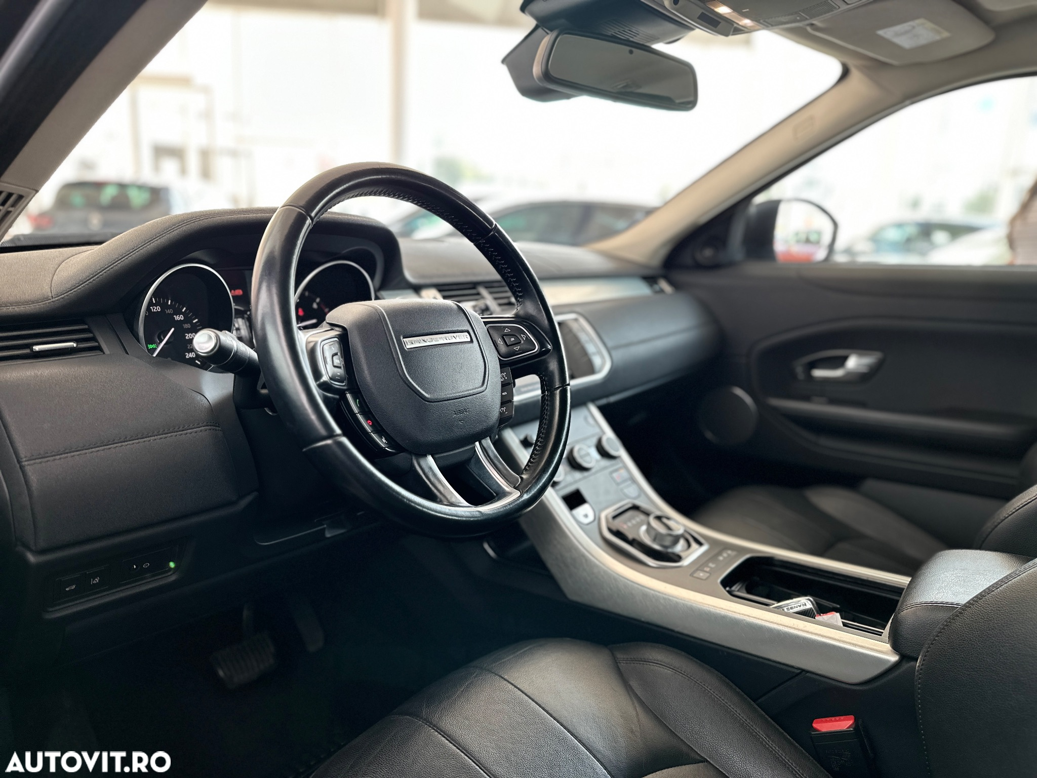 Land Rover Range Rover Evoque 2.0 D150 R-Dynamic SE - 15
