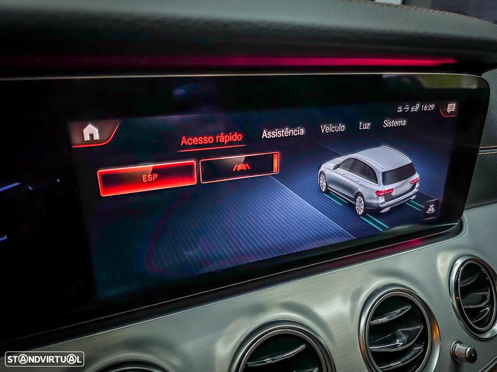 Mercedes-Benz E 300 de 9G-TRONIC AMG Line - 34