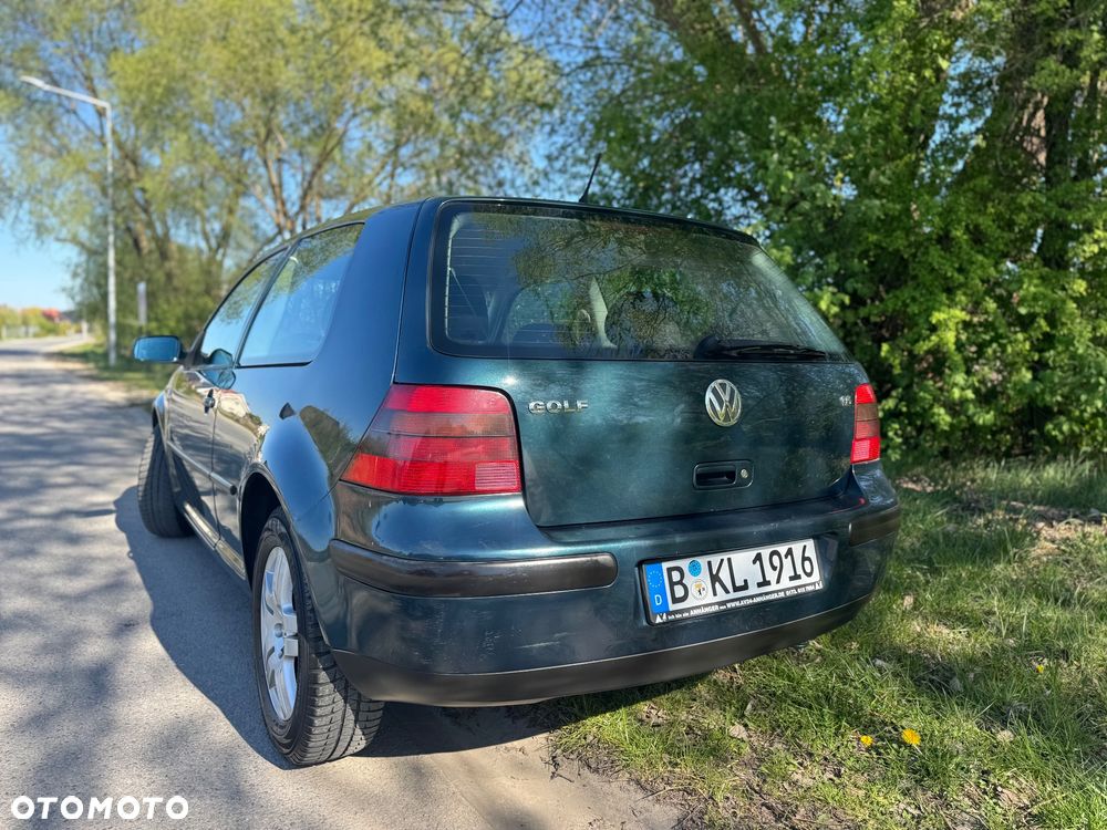 Volkswagen Golf - 9