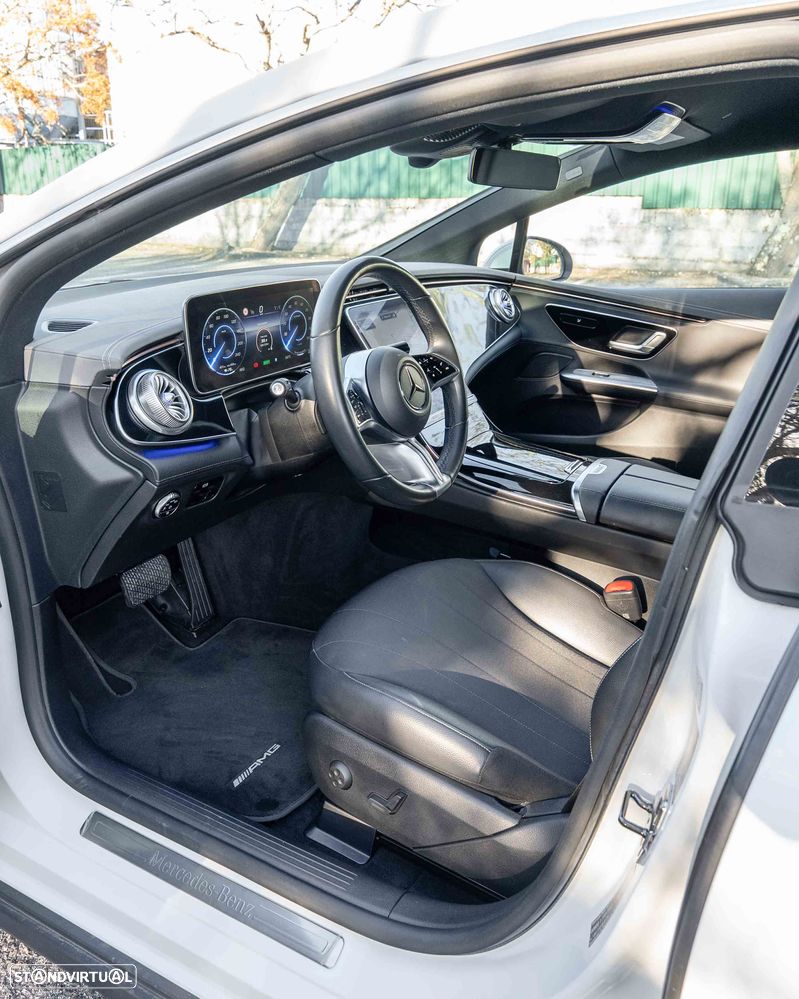Mercedes-Benz EQE 350 - 11