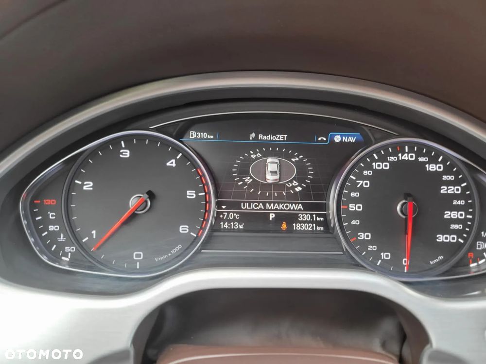 Audi A8 - 10