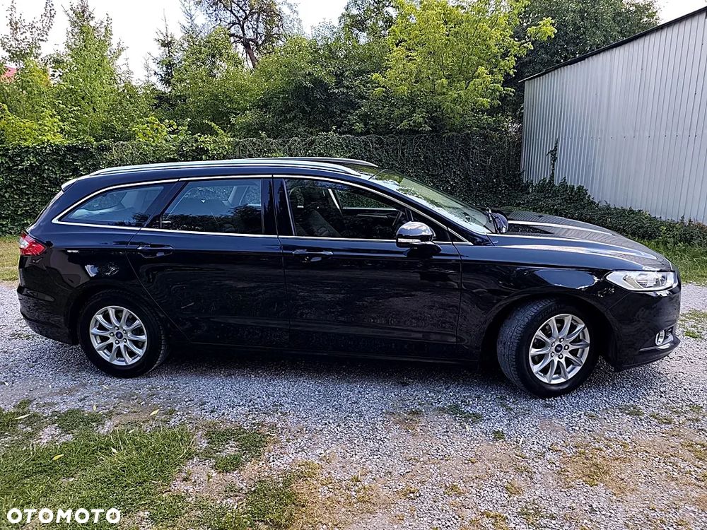 Ford Mondeo - 29