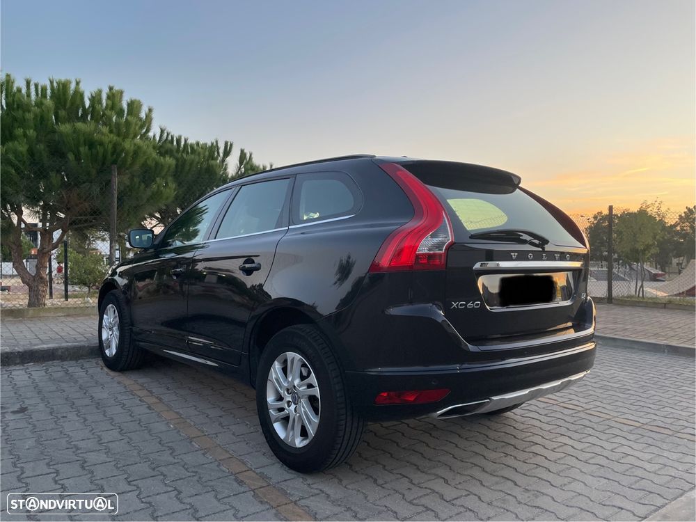 Volvo XC 60 2.0 D4 Momentum - 9