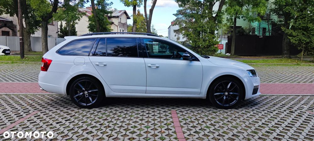 Skoda Octavia 2.0 TDI RS Challenge DSG - 22