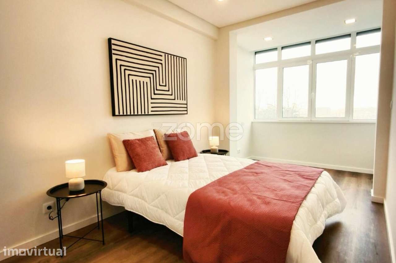 T3 em Benfica, com 100 m² de área útil, varanda de 10 m² - Grande imagem: 4/26