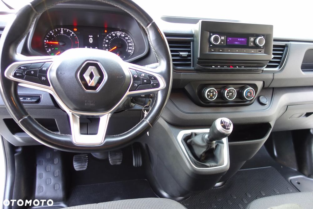 Renault Trafic Long Nowy Model 2.0 Dci 130 KM Klima Kamera Alu - 27