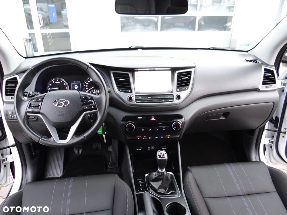Hyundai Tucson blue 1.6 GDi 2WD Advantage - 26