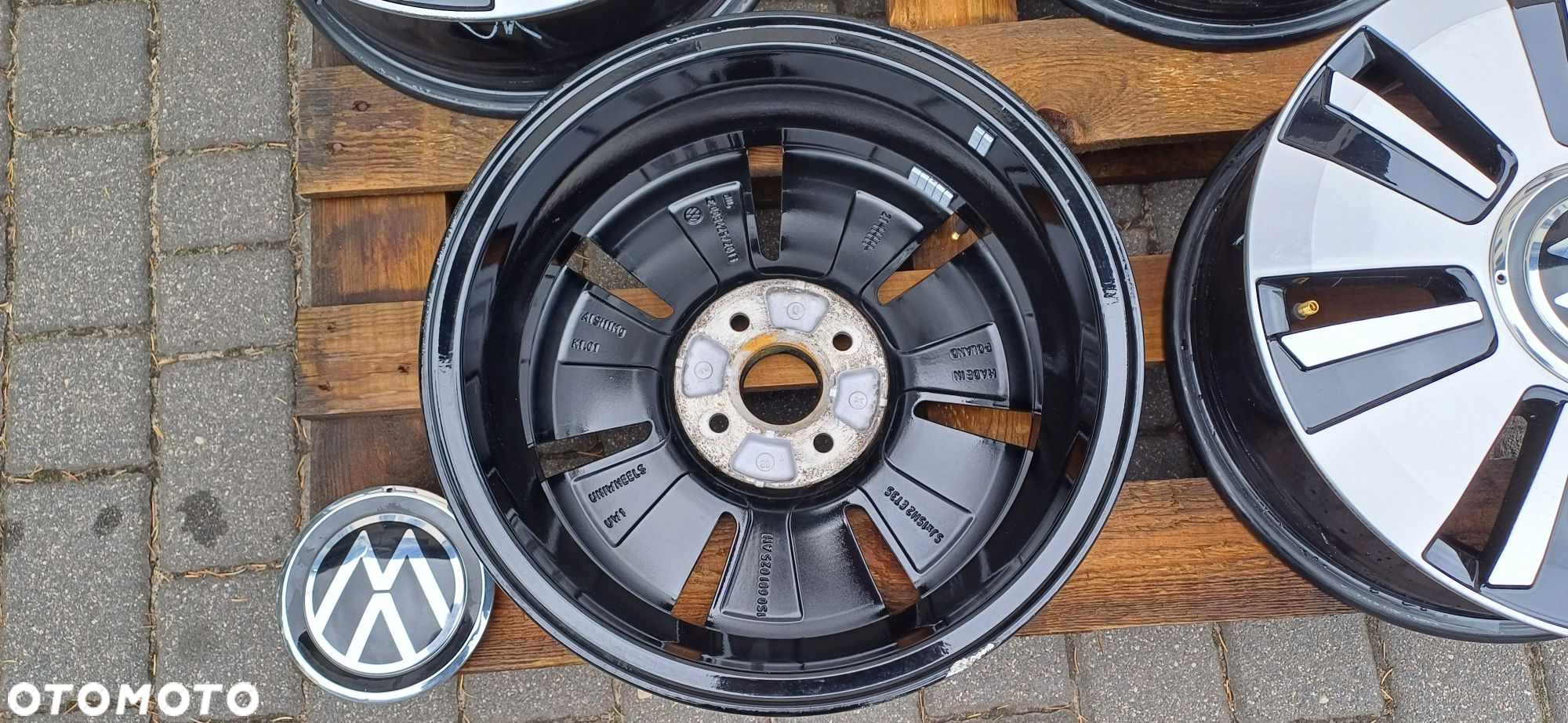 Alufelgi VW 5x15 cali , rozstaw śrub 4x100. - 5