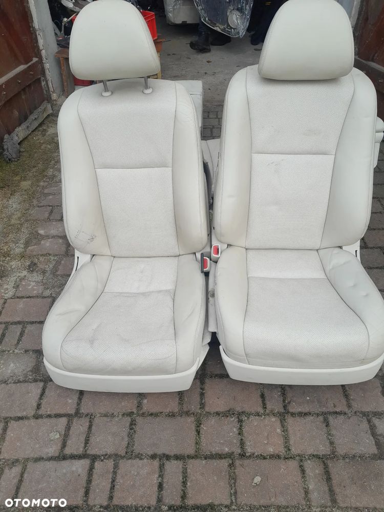 Fotele Skóry Lexus LS460,LS600, 07-12R, jasna skóra - 1